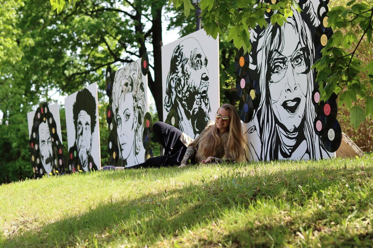 Estonian Legends that have been captured: Üllar Jörberg, Anne Veski, Marju Kuut, Arvo Pärt, Jaak Johanson

2022